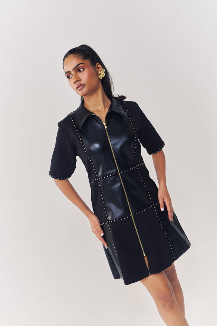 Regalia detailed short dress with sleeves